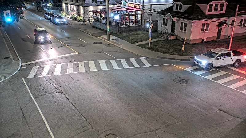 Traffic camera image at 2025-09-14 01:01:05