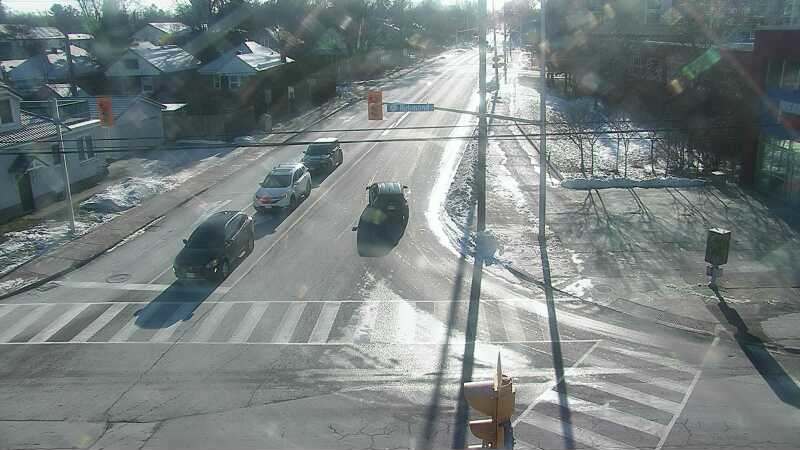 Traffic camera image at 2024-12-21 15:20:25