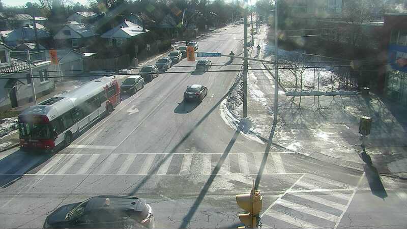 Traffic camera image at 2024-12-21 15:55:21