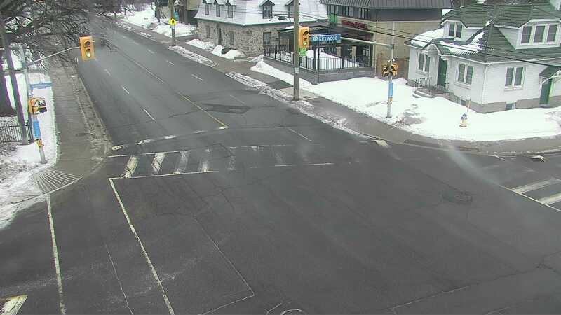 Traffic camera image at 2025-03-09 13:00:15