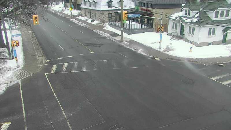 Traffic camera image at 2025-03-09 13:05:15