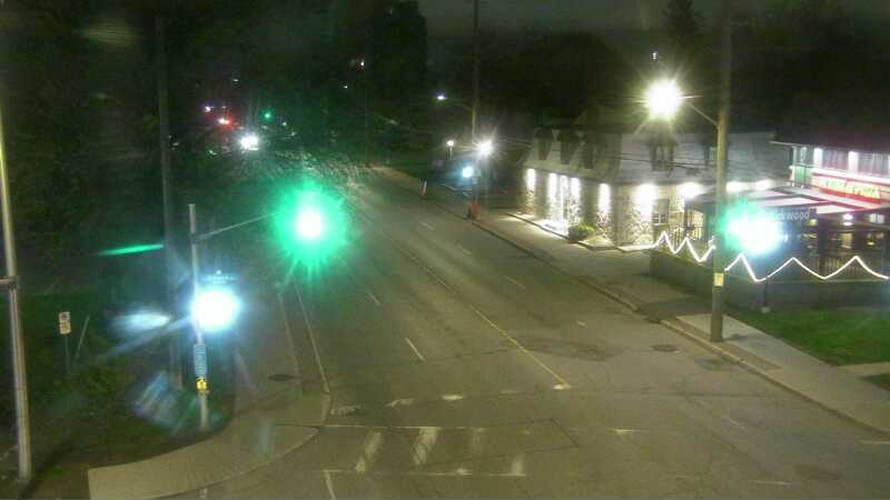 Traffic camera image at 2025-05-09 06:00:14