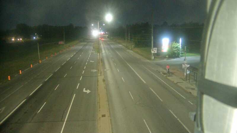 Traffic camera image at 2025-08-04 01:20:14