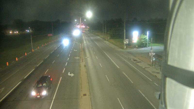 Traffic camera image at 2025-08-04 01:35:16