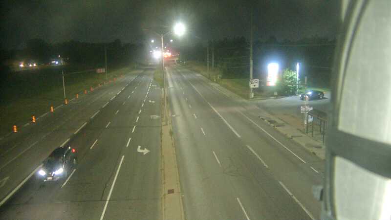 Traffic camera image at 2025-08-04 02:40:14