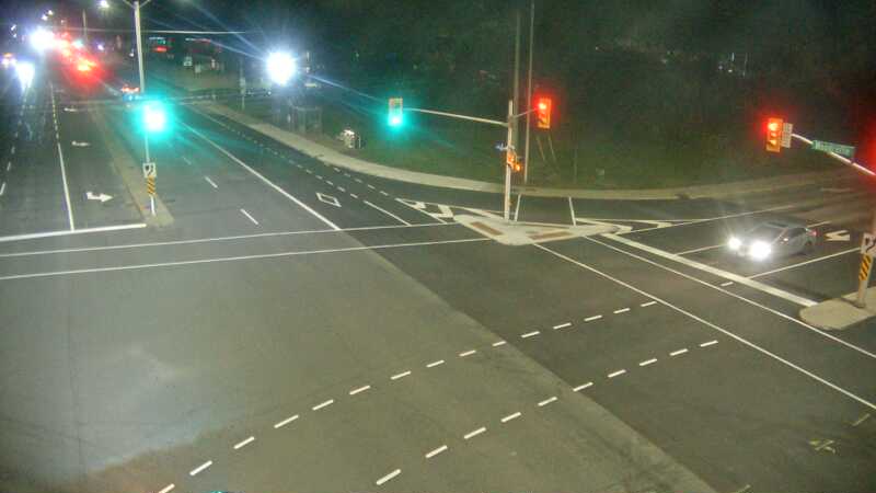 Traffic camera image at 2025-09-16 00:15:17