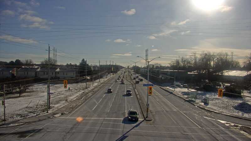 Traffic camera image at 2024-12-21 17:00:32