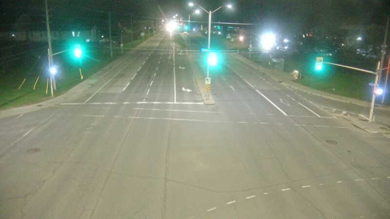 Traffic camera image at 2025-05-09 06:35:56