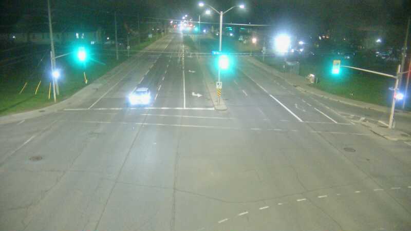 Traffic camera image at 2025-05-09 07:00:16