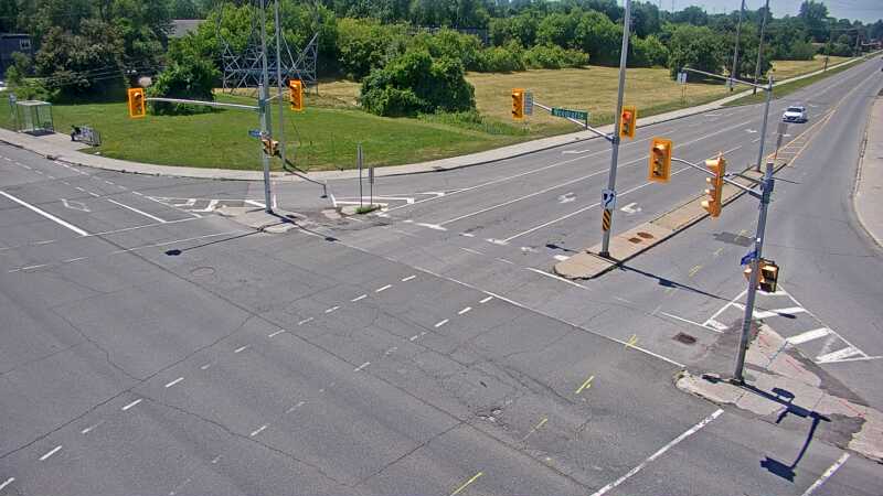 Traffic camera image at 2025-06-30 16:40:15