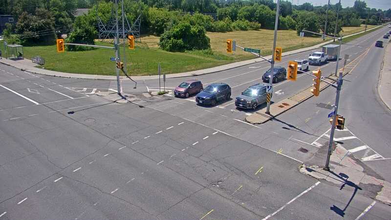 Traffic camera image at 2025-06-30 17:00:23