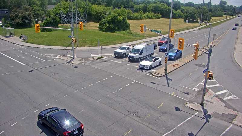 Traffic camera image at 2025-06-30 18:10:17