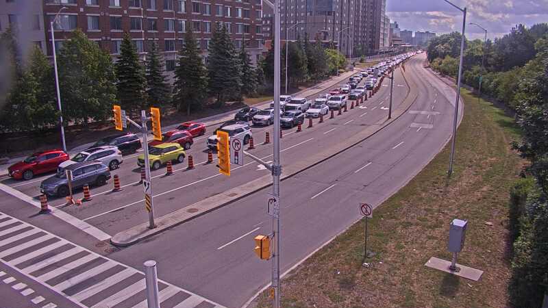 Traffic camera image at 2025-08-24 15:00:20