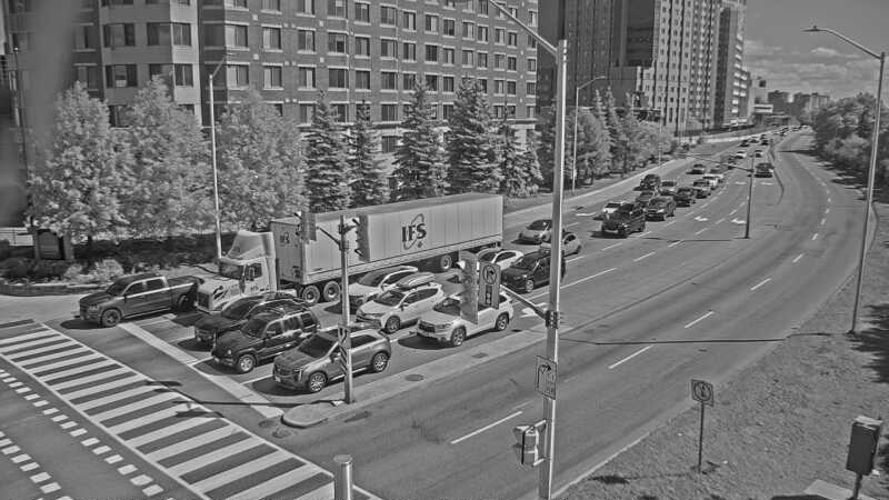 Traffic camera image at 2025-09-14 17:20:17