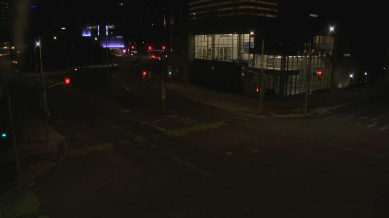 Traffic camera image at 2025-05-09 06:20:19