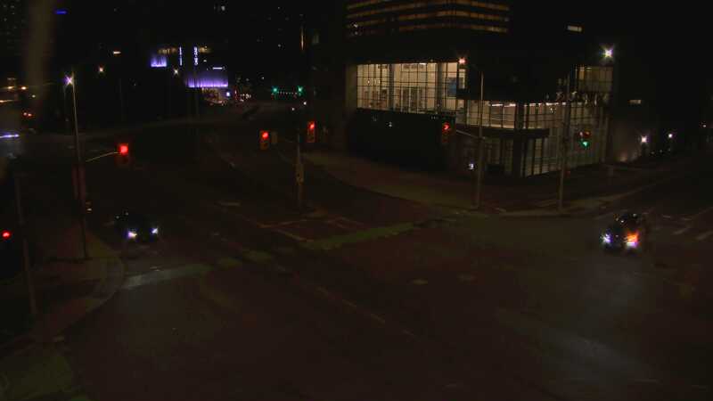 Traffic camera image at 2025-05-09 06:30:11