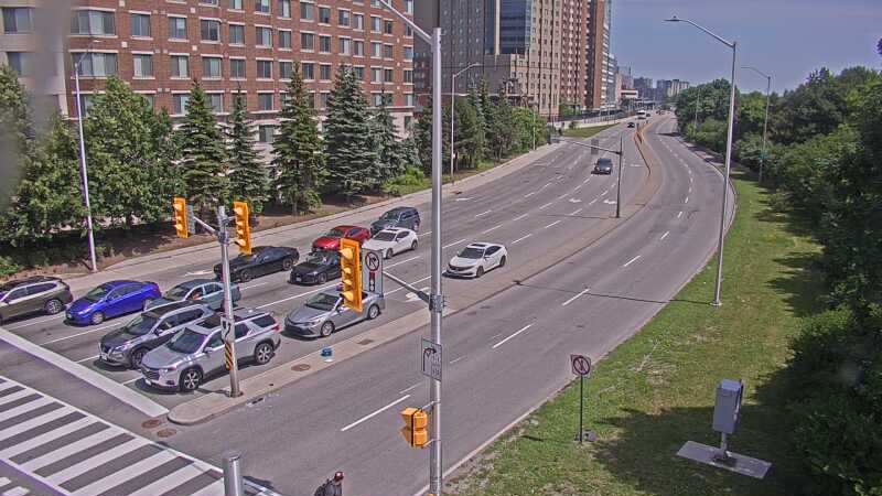 Traffic camera image at 2025-06-30 18:30:14