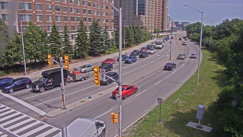 Traffic camera image at 2025-06-30 18:36:49