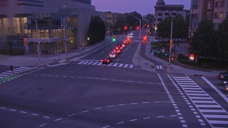Traffic camera image at 2025-07-31 00:40:15