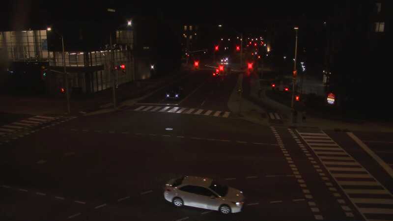 Traffic camera image at 2025-07-31 02:15:17