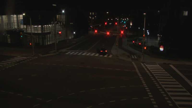 Traffic camera image at 2025-07-31 04:30:17