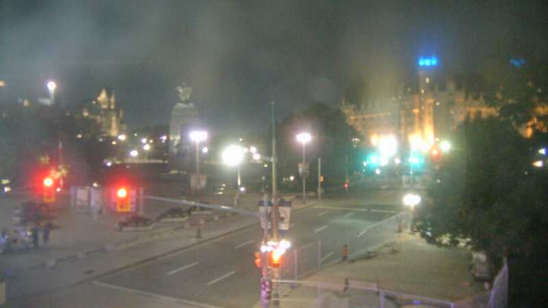 Traffic camera image at 2025-08-04 01:50:18