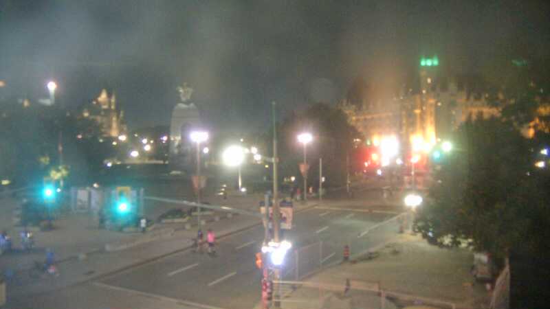 Traffic camera image at 2025-08-04 02:15:15