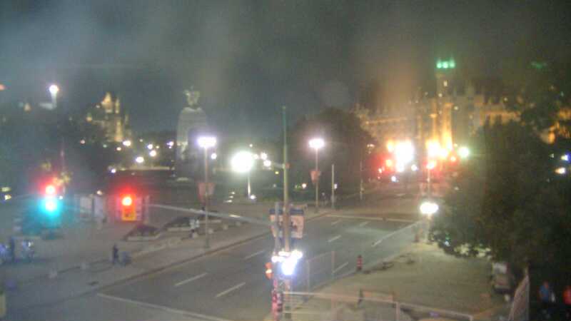 Traffic camera image at 2025-08-04 02:20:14