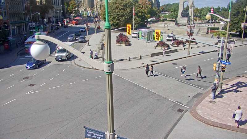 Traffic camera image at 2025-09-14 17:15:19
