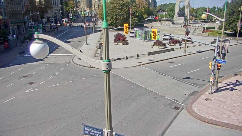 Traffic camera image at 2025-09-14 17:20:17