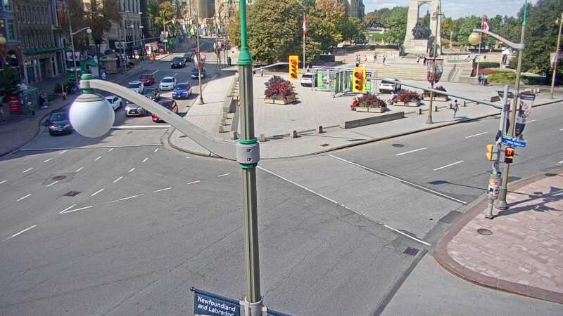 Traffic camera image at 2025-09-14 17:25:17