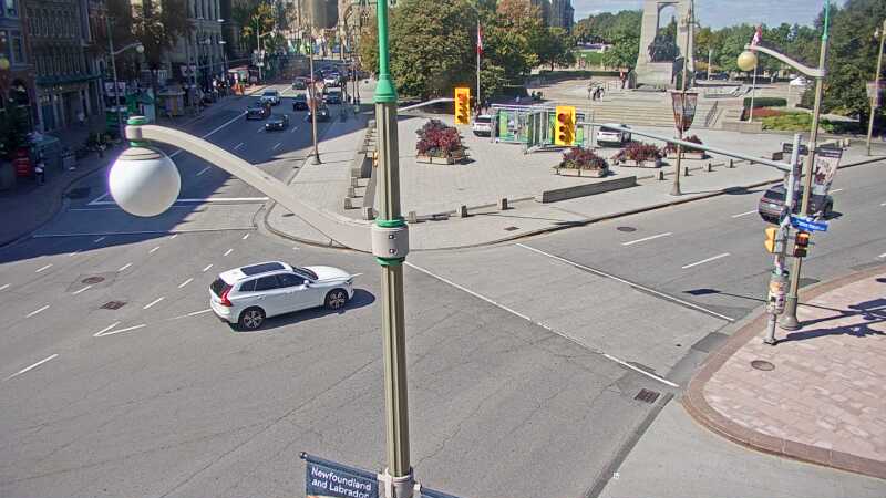 Traffic camera image at 2025-09-14 17:40:17