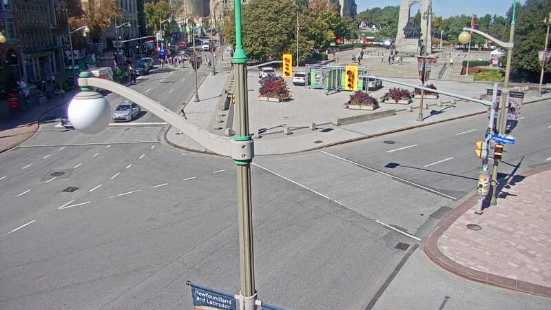 Traffic camera image at 2025-09-15 16:05:18