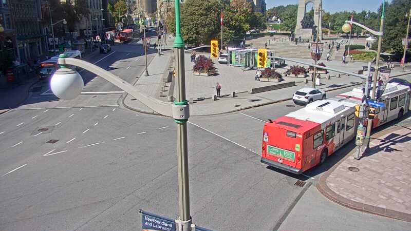 Traffic camera image at 2025-09-15 17:00:20