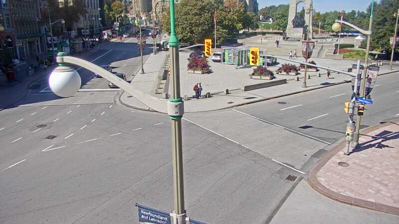 Traffic camera image at 2025-09-15 17:10:17