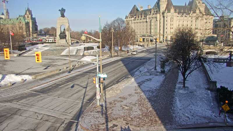 Traffic camera image at 2024-12-21 15:00:36