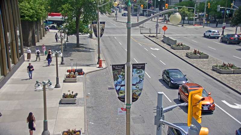 Traffic camera image at 2025-06-30 18:20:18
