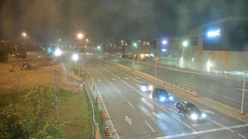 Traffic camera image at 2025-08-04 01:35:05
