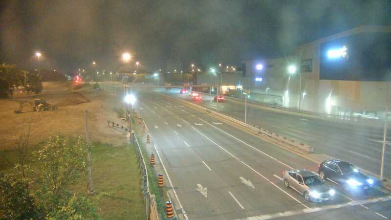Traffic camera image at 2025-08-04 01:55:05