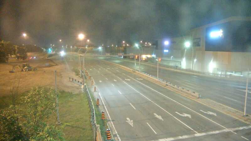 Traffic camera image at 2025-08-04 02:05:05