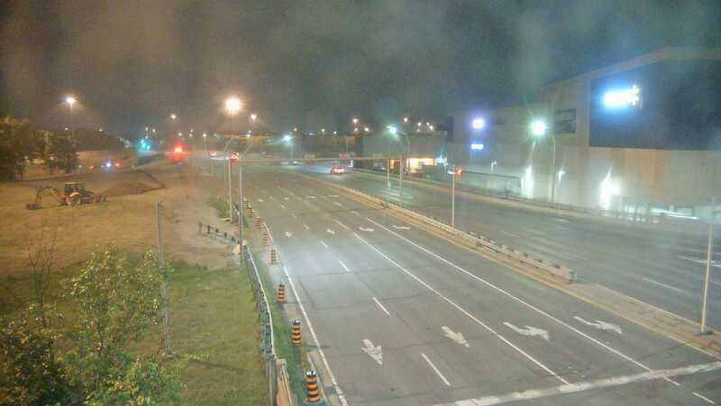 Traffic camera image at 2025-08-04 02:10:05
