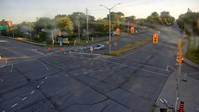 Traffic camera image at 2025-08-31 11:10:05