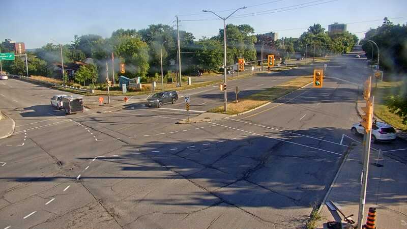 Traffic camera image at 2025-08-31 12:20:07