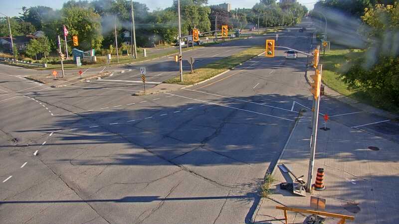 Traffic camera image at 2025-09-08 12:20:06