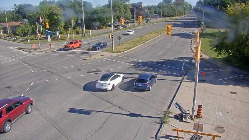 Traffic camera image at 2025-09-08 13:35:06
