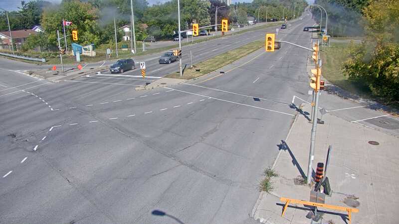 Traffic camera image at 2025-09-14 17:40:05
