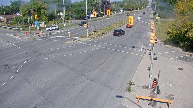 Traffic camera image at 2025-09-14 18:35:05