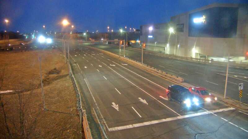 Traffic camera image at 2025-03-25 10:25:06
