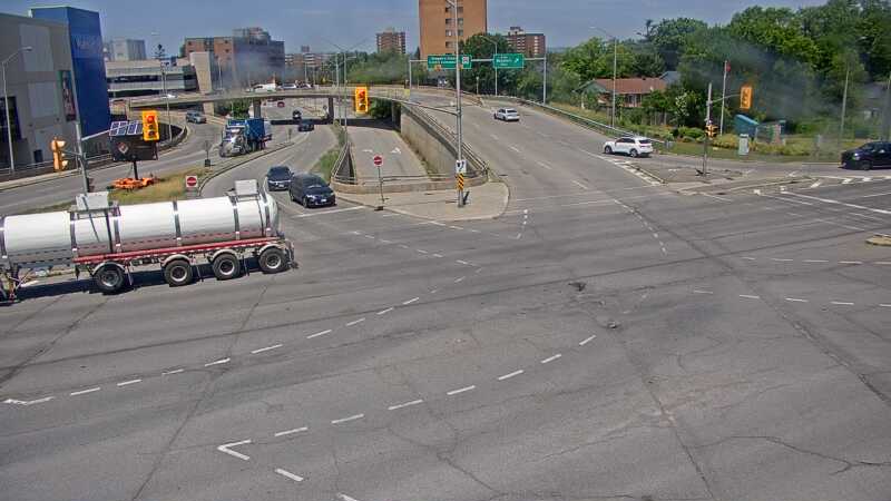 Traffic camera image at 2025-06-30 16:30:06