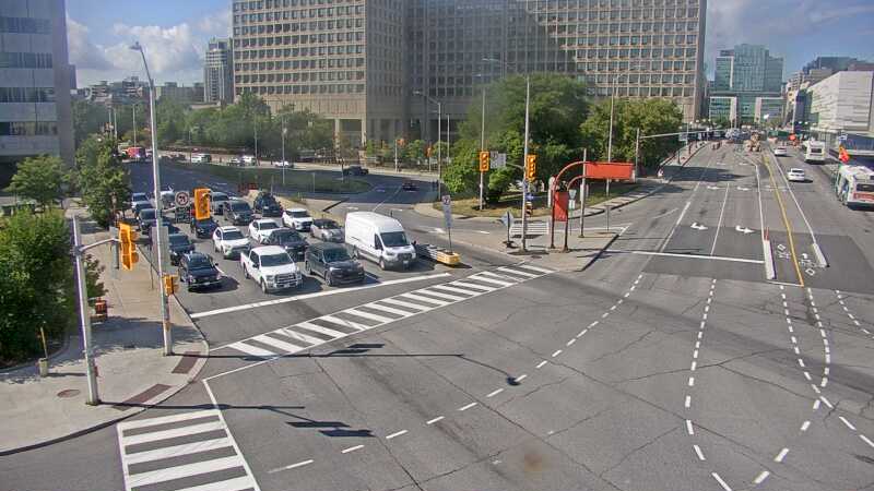 Traffic camera image at 2025-08-24 14:30:17